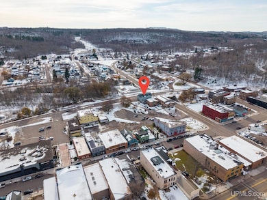 338 Rail St, Negaunee, MI 49866 - photo 4