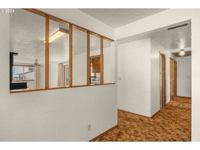 451 N Knott St, Canby, OR 97013 - photo 7