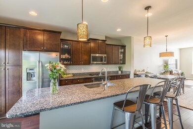 9048 Isabel Ln, Manassas Park, VA 20111 - photo 7