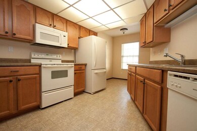 151011_004_a Condo Sale