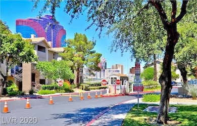 View of home's community