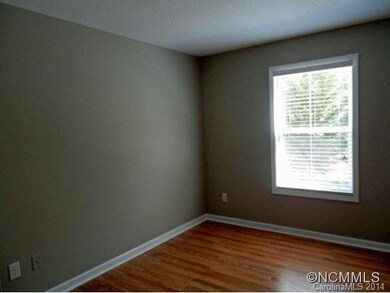 35 Jones Patton Rd, Leicester, NC 28748 - photo 7