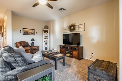 family room 2