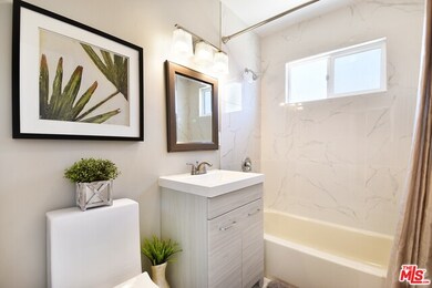 11002 S Truro Ave, Inglewood, CA 90304 - photo 7