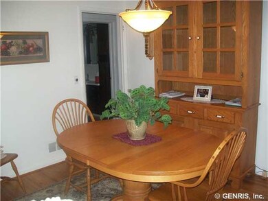 Dining Room Dining Room could also be 3rd Bedroom 