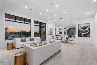 06-Living Room