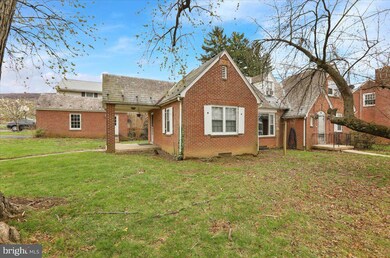 1823 N 15th St, Reading, PA 19604 - photo 3