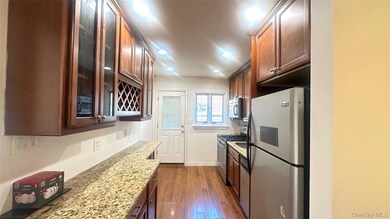 73-63 198th St unit 1FL, Flushing, NY 11366 - photo 6