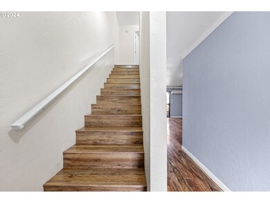 1710 Minda Dr, Eugene, OR 97401 - photo 5