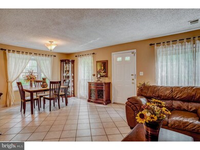 51 Cheverny Ct, Trenton, NJ 08619 - photo 7