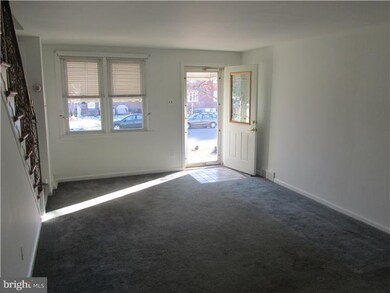 744 Crescent Dr, Glenolden, PA 19036 - photo 2