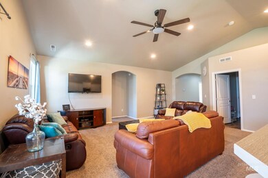 311 Concourse Ave, Caldwell, ID 83605 - photo 5