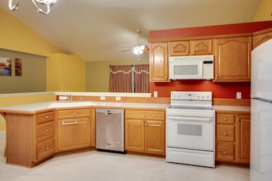 490 Elizabeth Dr, Owosso, MI 48867 - photo 7