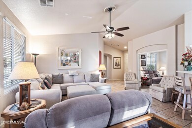 08-Living Area