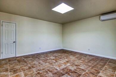 3716 Chester Ave unit Studio, El Paso, TX 79903 - photo 3