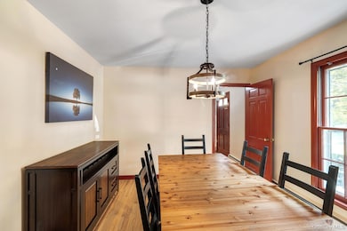 47 Timberline Dr, Poughkeepsie, NY 12603 - photo 6