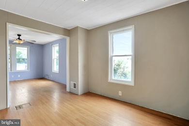 801 N Maple Ave, Brunswick, MD 21716 - photo 5