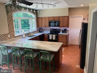 1086 Pemberton Ln, Lothian, MD 20711 - photo 2