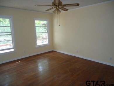 1318 1318 Graham Dr, Tyler, TX 75701 - photo 3