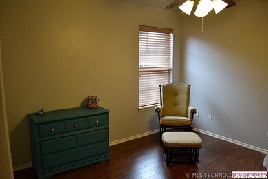 1706 W 119th St S, Jenks, OK 74037 - photo 4