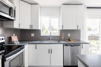 555 S Moline St, Aurora, CO 80012 - photo 5