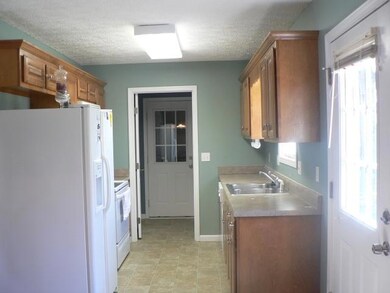 205 Locust St, Manchester, TN 37355 - photo 5