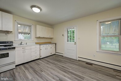 6536 Church St, Sykesville, MD 21784 - photo 7