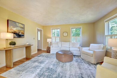 29 Barker Rd, Stratham, NH 03885 - photo 5