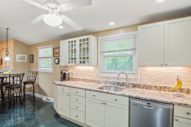 829 E Ashland St, Brockton, MA 02302 - photo 6