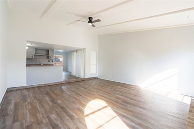 2913 Landershire Ln, Garland, TX 75044 - photo 5