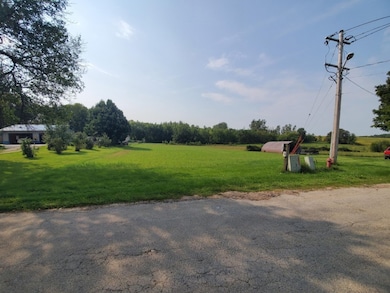 130 3rd Ave E, Coggon, IA 52218 - photo 3