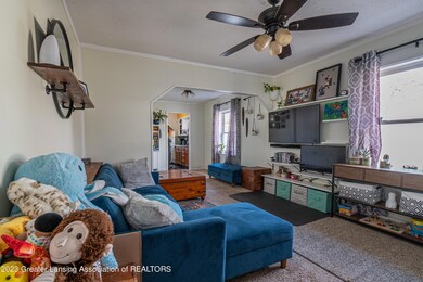 216 W Thomas-008