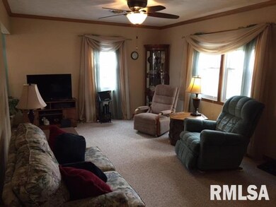 2004 W 75th Place, Davenport, IA 52806 - photo 2