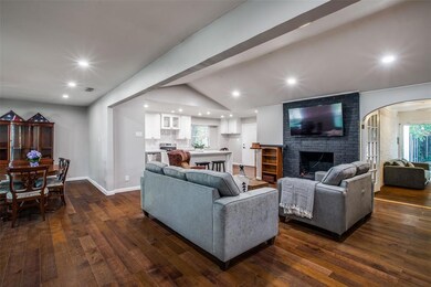 6493 Ridgemont Dr, Dallas, TX 75214 - photo 4