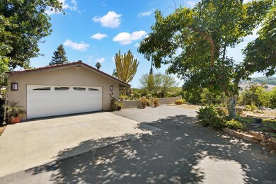 9456 Circle r Dr, Escondido, CA 92026 - photo 3