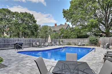 6 Slocum St unit 16, Providence, RI 02909 - photo 2