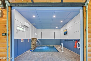 3140 White Falcon Way--17