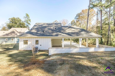 903 Massee Ln, Perry, GA 31069 - photo 5