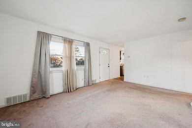 610 Lee Ave, Beverly, NJ 08010 - photo 7