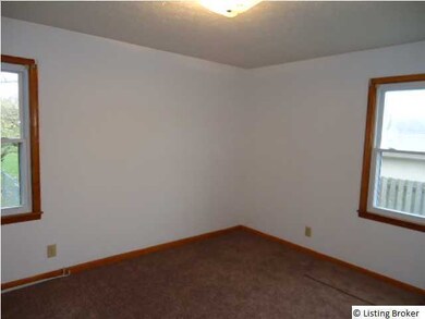 149 Goodloe Ave, Bloomfield, KY 40008 - photo 5