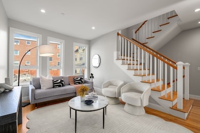 123-125 Centre St unit TH 6, Boston, MA 02124 - photo 2