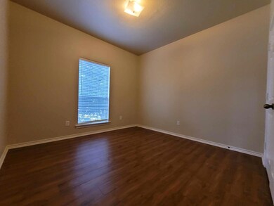815 Betty Ct unit B, Hurst, TX 76053 - photo 6