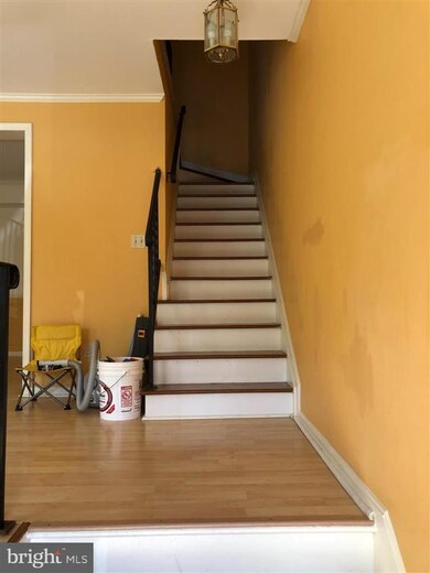 5801 Richardson Mews Square, Halethorpe, MD 21227 - photo 3