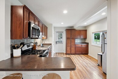 5112 W Willow Hwy, Lansing, MI 48917 - photo 4