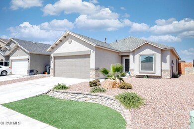 1081 Summer Rain St, El Paso, TX 79928 - photo 2