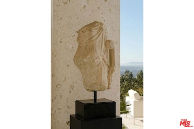 1500 Gilcrest Dr, Beverly Hills, CA 90210 - photo 5