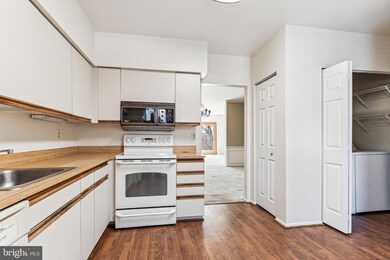 39 Wonderview Ct, Lutherville Timonium, MD 21093 - photo 6