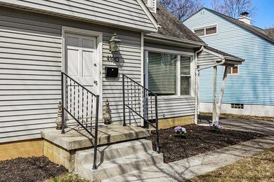 4160 Mayflower Blvd 004