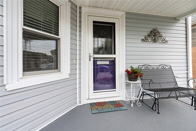 5 Irving St, Cranston, RI 02910 - photo 4