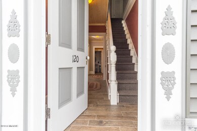 120 W Exchange_MLS_Endres_07
